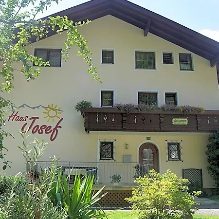 Haus Josef Bed & Breakfast Mayrhofen