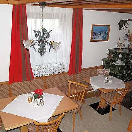 Haus Josef Bed & Breakfast