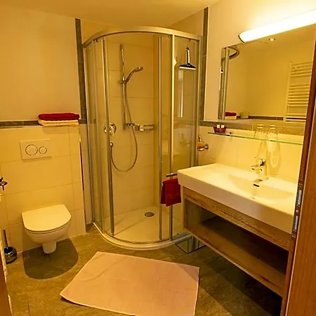 Haus Josef Bed & Breakfast