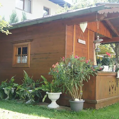 לינה וארוחת בוקר Haus Josef מאיירהופן